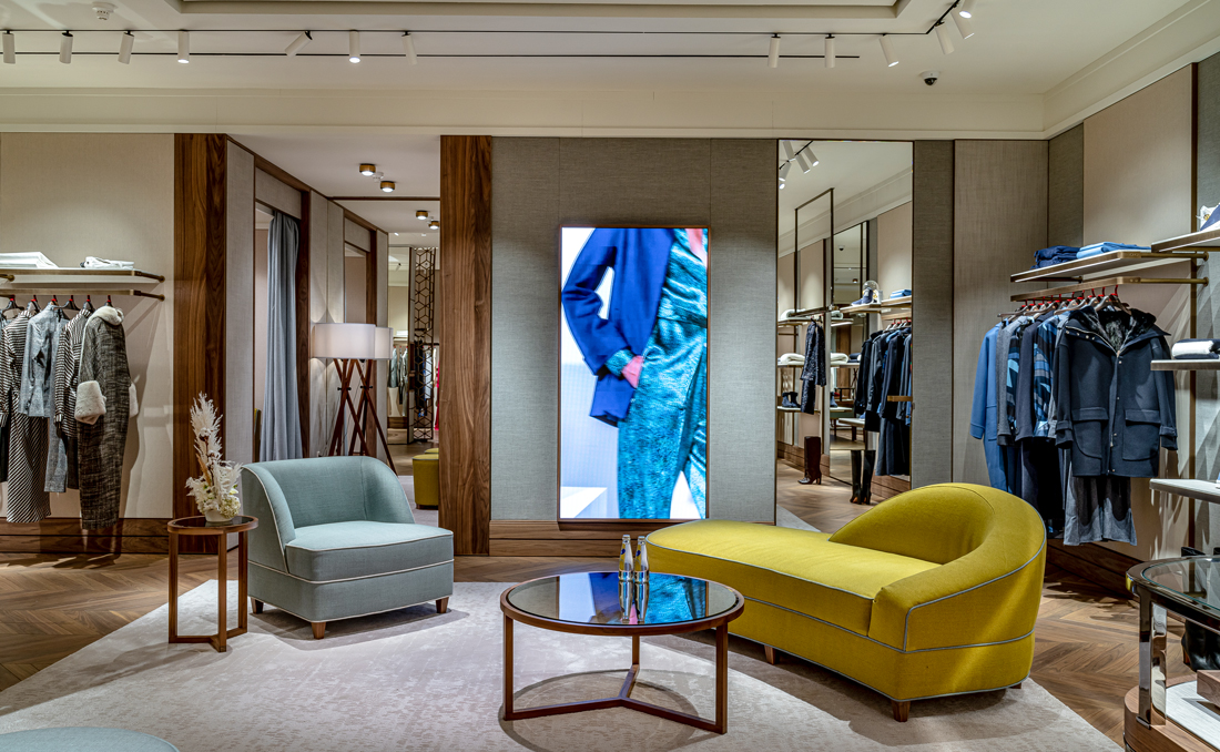 Kiton - MOSCA BARVIKHA LUXURY VILLAGE