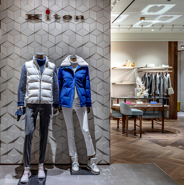 Kiton - MOSCA BARVIKHA LUXURY VILLAGE