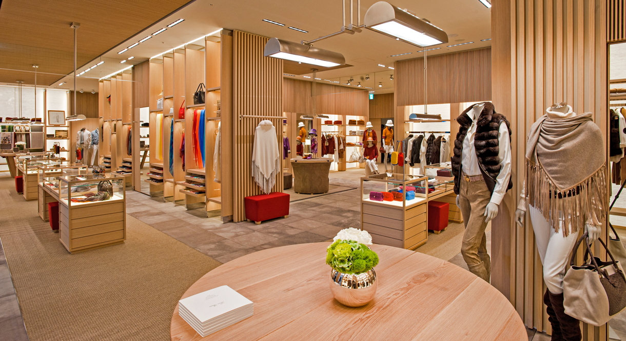Loro Piana - HILTON PLAZA