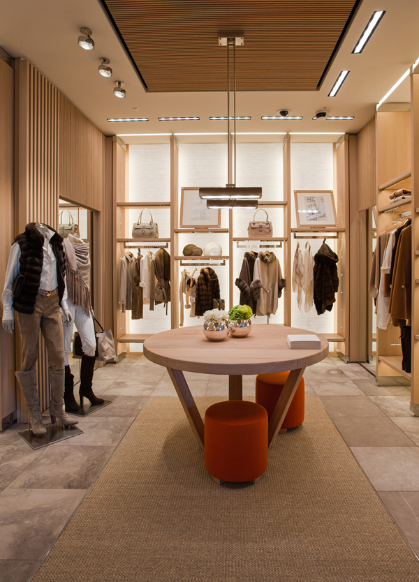 Loro Piana - HILTON PLAZA