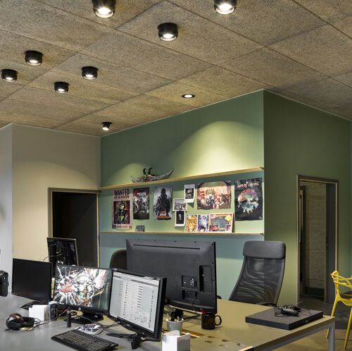 Edificio industriale degli anni 60 integralmente ristrutturato uffici